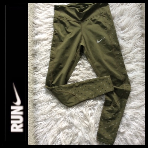 Nike Dri-Fit Running Legging - Picture 6 of 8